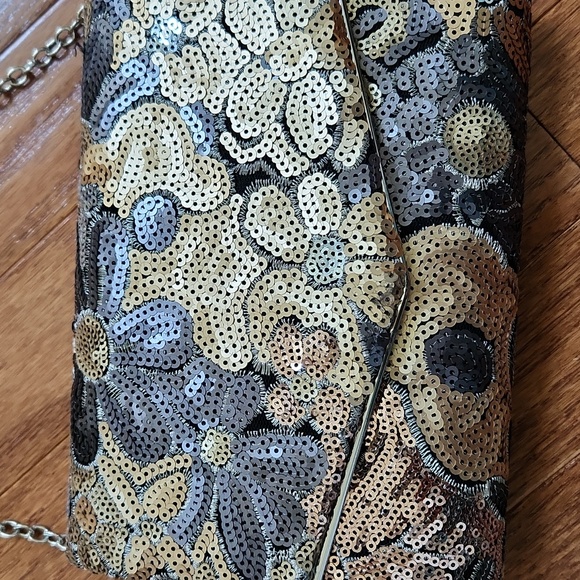 Gunne Sax Floral Sequin Clutch - Gold and silver - Picture 2 of 13